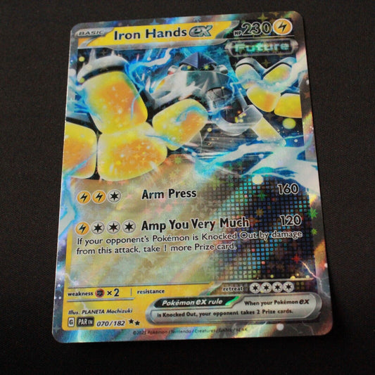 Pokemon SV04: Paradox Rift Double Rare Reverse Holofoil Iron Hands ex 070/182 NM